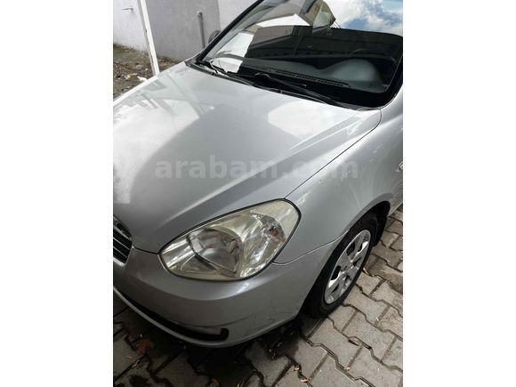 Hyundai Accent Era 1.4 Team Hatasız  2010 Model  178000 km 