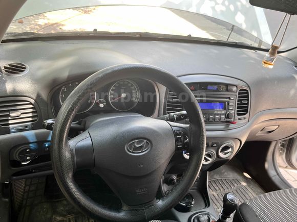 Hyundai Accent Era 1.4 Team Hatasız  2010 Model  178000 km 