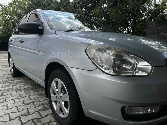 Hyundai Accent Era 1.4 Team Hatasız  2010 Model  178000 km 