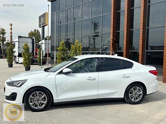 EZEL'den 2024 MODEL FORD FOCUS TİTANİUM HATASIZ-35.000 KM'de
