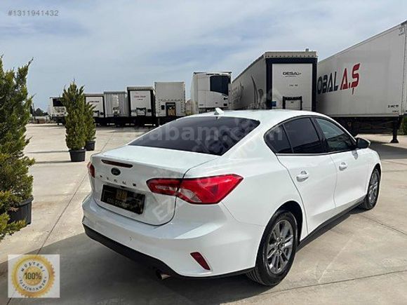 EZEL'den 2024 MODEL FORD FOCUS TİTANİUM HATASIZ-35.000 KM'de