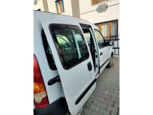 Sahibinden Renault Kangoo 1.4 RNA 2000 Model