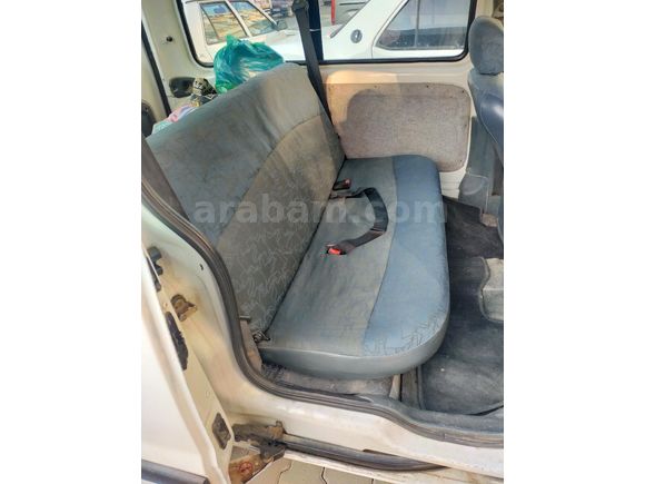 Sahibinden Renault Kangoo 1.4 RNA 2000 Model