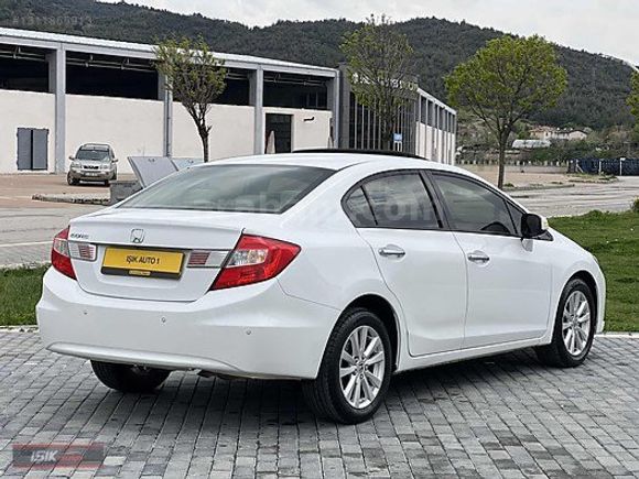 IŞIK AUTO'DAN DEĞİŞENSİZ 2014 MODEL HONDA CİVİC ECO ELEGANCE