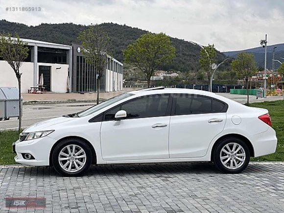 IŞIK AUTO'DAN DEĞİŞENSİZ 2014 MODEL HONDA CİVİC ECO ELEGANCE