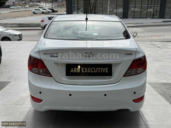 ARB EXECUTİVE 2015 ACCENT BLUE 1.6 OTOMATK KREDİ & KARTA 12 TKST