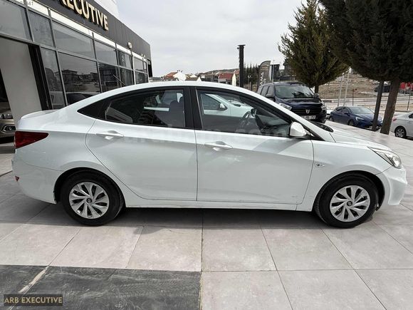 ARB EXECUTİVE 2015 ACCENT BLUE 1.6 OTOMATK KREDİ & KARTA 12 TKST