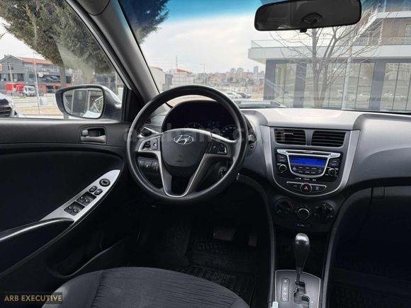 ARB EXECUTİVE 2015 ACCENT BLUE 1.6 OTOMATK KREDİ & KARTA 12 TKST