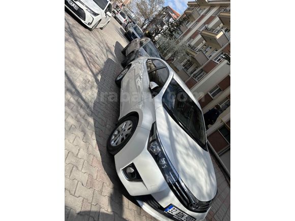 Sahibinden Toyota Corolla 1.4 D-4D Advance 2014 Model 