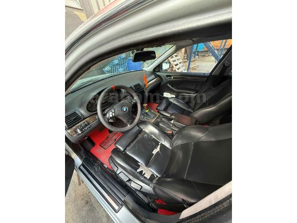 270bin Km de 320i 1999 Model tertemiz 