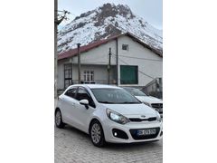 Sahibinden Kia Rio 1.4 CRDi Fancy 2014 Model 