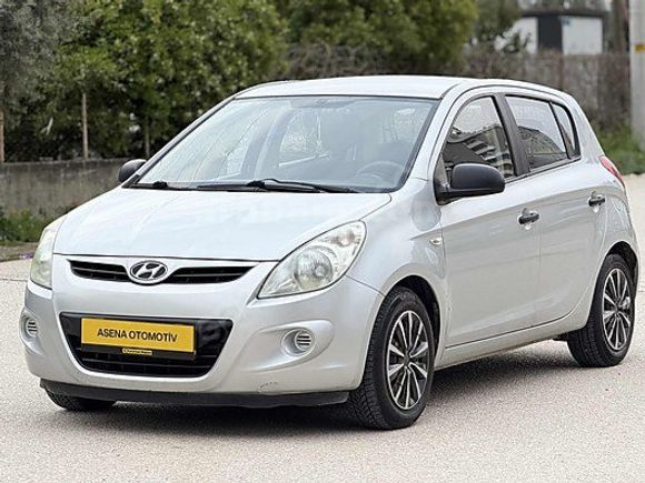 ASENA OTOMOTİV'den 2012 Otomatik i20