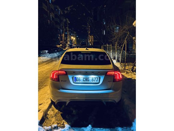 VOLVO S60 MAKYAJLI KASA