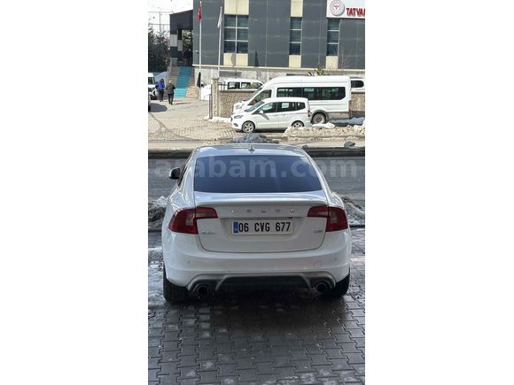 VOLVO S60 MAKYAJLI KASA