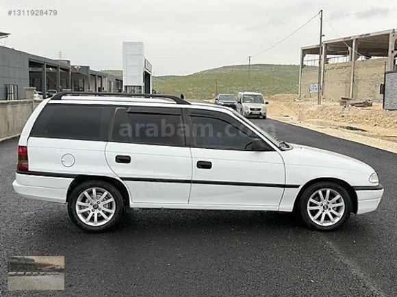 KOŞAR OTO'DAN DÜŞÜK KM ÇOK TEMİZ İLK ELDEN ORİJİNAL ARAÇ