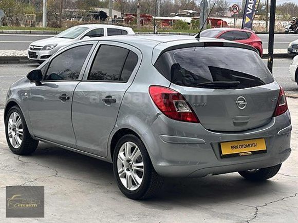 2011 OPEL CORSA 1.3 CDTI ESSENTİA