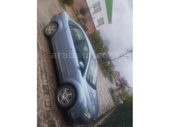 Sahibinden Ford Focus 1.6 Ghia 2006 Model