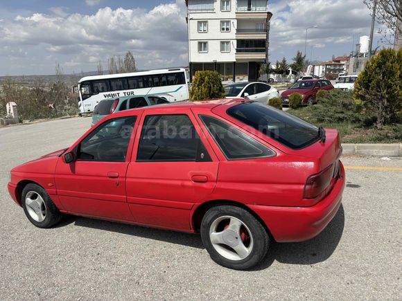 Sahibinden Ford Escort 1.6 Ghia 1997 Model 