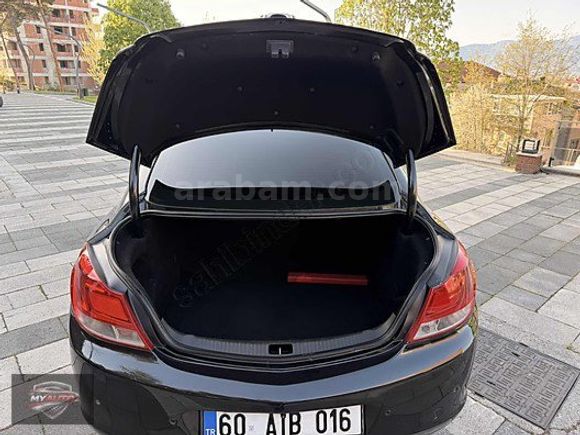 MY AUTO`DAN OPEL İNSİGNA 2.0 CDTİ OTOMATİK 248.000 KM 2012 MODEL