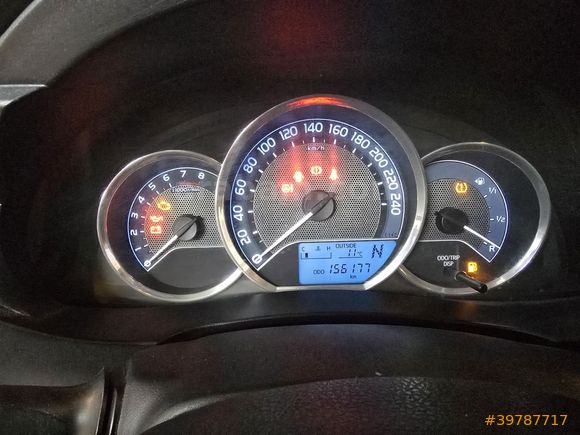 2014 MODEL TOYOTA COROLLA BENZİN/LPG OTOMATİK DEĞİŞENSİZ