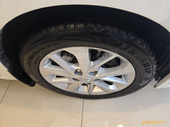 2014 MODEL TOYOTA COROLLA BENZİN/LPG OTOMATİK DEĞİŞENSİZ