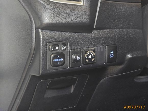 2014 MODEL TOYOTA COROLLA BENZİN/LPG OTOMATİK DEĞİŞENSİZ