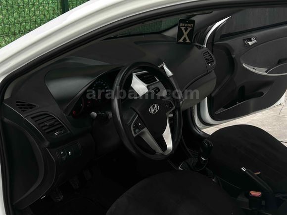 Sahibinden Hyundai Accent Blue 1.6 CRDI Mode Plus 2014 Model 
