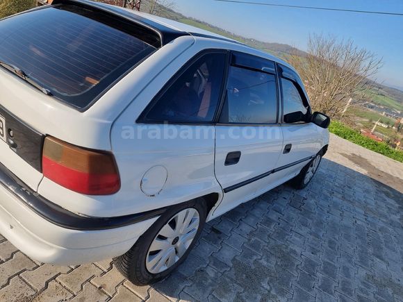 Sahibinden opel astra  gl 1995 hb 5 kapı beyaz