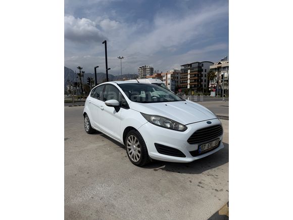 Sahibinden Temiz Ford Fiesta 2013  