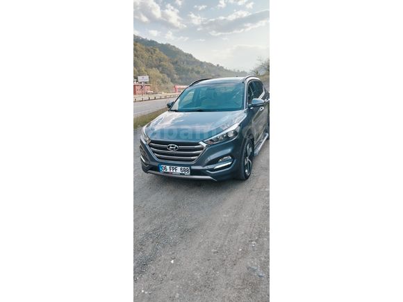 Sahibinden Hyundai Tucson 1.6 T-GDi Elite 2016 Model  156.000 km Gri (titanyum)
