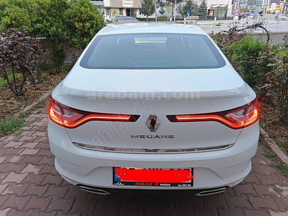 2021 MEGANE 4 1.5BLUE DCİ EDC BOYASIZ DEĞİŞENSİZ