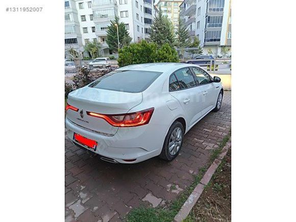 2021 MEGANE 4 1.5BLUE DCİ EDC BOYASIZ DEĞİŞENSİZ