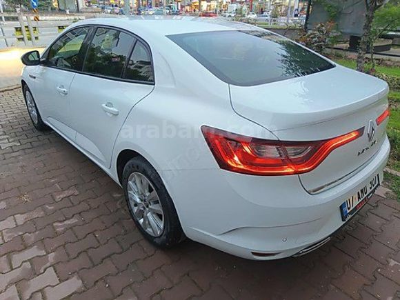 2021 MEGANE 4 1.5BLUE DCİ EDC BOYASIZ DEĞİŞENSİZ