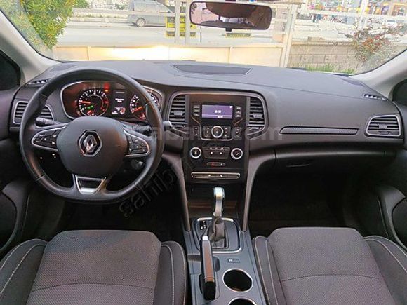 2021 MEGANE 4 1.5BLUE DCİ EDC BOYASIZ DEĞİŞENSİZ