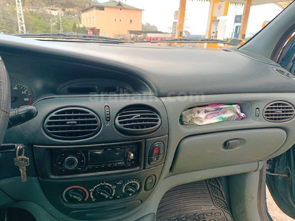temiz ve bakımlı 1.6 RTE 1998 Model
