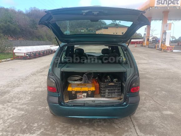 temiz ve bakımlı 1.6 RTE 1998 Model