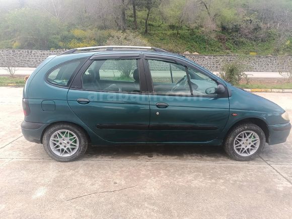 temiz ve bakımlı 1.6 RTE 1998 Model
