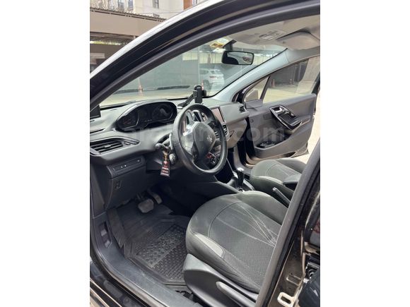 Sahibinden Peugeot 208 1.4 HDi Active 2013 Model 