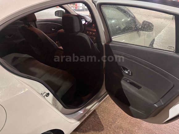 Sahibinden Renault Fluence 1.5 dCi Touch 2015 Model 
