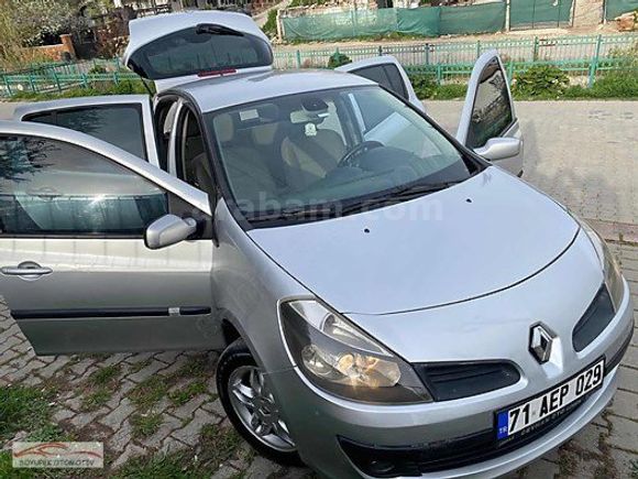 DİZEL OTOMATİK CLİO