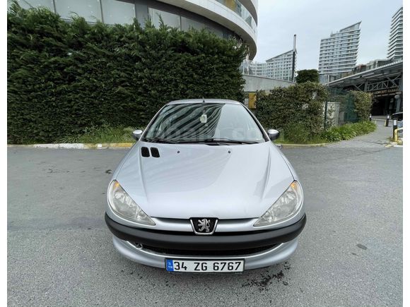 PEUGEOT 206 1.4 BENZİN 0 MUAYANELİ TEMİZ VE BAKIMLI