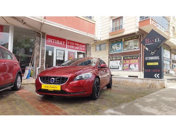 BAŞEL OTOMOTİVDEN Volvo V40 1.6 T4 Premium 2013 Model Çanakkale