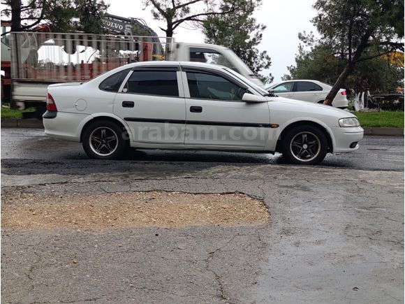 Sahibinden Opel Vectra 1.6 GL 1996 Model