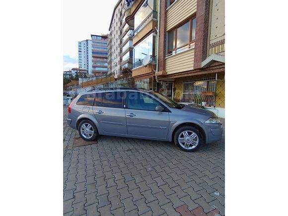 Sahibinden Renault Megane 1.6 Privilege 2005 Model 