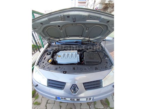 Sahibinden Renault Megane 1.6 Privilege 2005 Model 