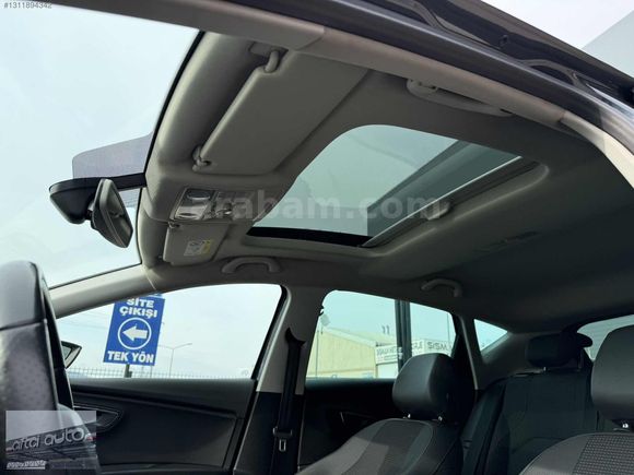 HATASIZ 2020 MODEL SEAT LEON 1.5 EcoTSİ FR CAM TAVAN'lı