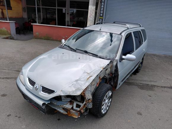 2003 MODEL 1.6 EXPRESSİON Renault Megane Trabzon KREDİ KARTINA 12 AYA KADAR TAKSİT İMKANI