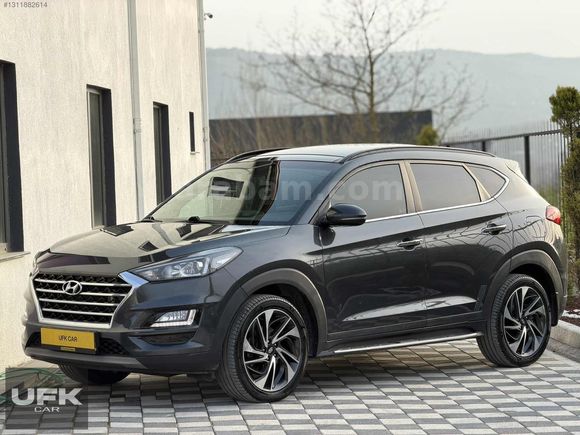 UFKCAR HATASIZ 4X4 TUCSON 21 ÇIKIŞ 4K ISITMA NAVİ CAM TAVAN