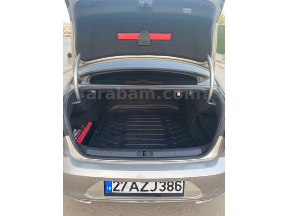 R LİNE DONANIMLI KM ORJINAL 243 BİN