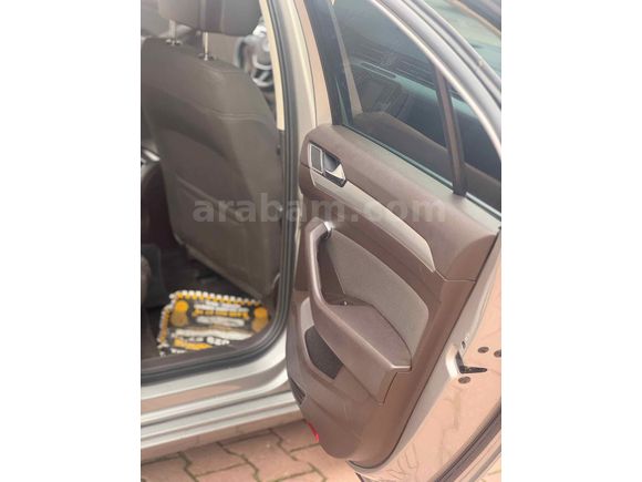 R LİNE DONANIMLI KM ORJINAL 243 BİN